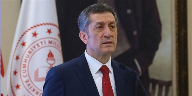 Bakan Selçuk: LGS sınavında maske çıkarılabilir