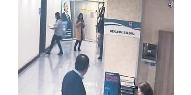 Rüşvet zarfını taşıyan sekreter de tutuklandı