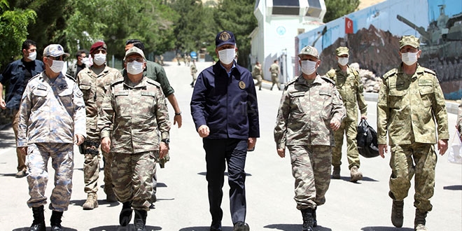Akar ve TSK'nın komuta kademesi sınır bölgesinde