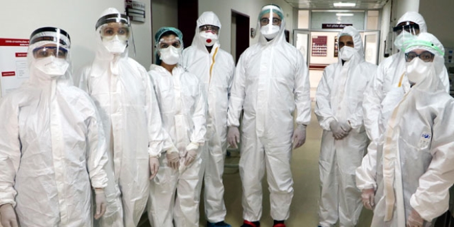 Koronavir�s sava���lar�n�n hastanedeki b�y�k m�cadelesi