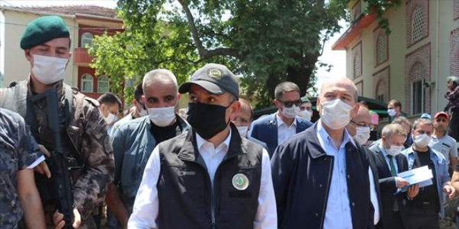 Bakan Pakdemirli: Meteorolojik uyarılara dikkat etmemiz gerekiyor