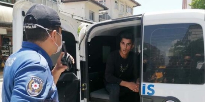 Maskesiz yakalandı, polise soyadını bilmediğini söyledi