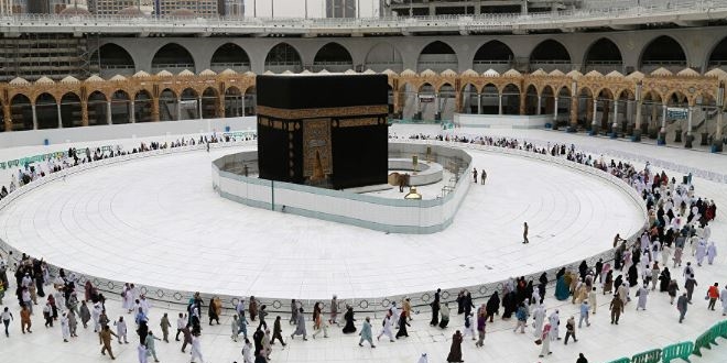 Suudi Arabistan, bu yıl yurt dışından hacı kabul etmeyecek
