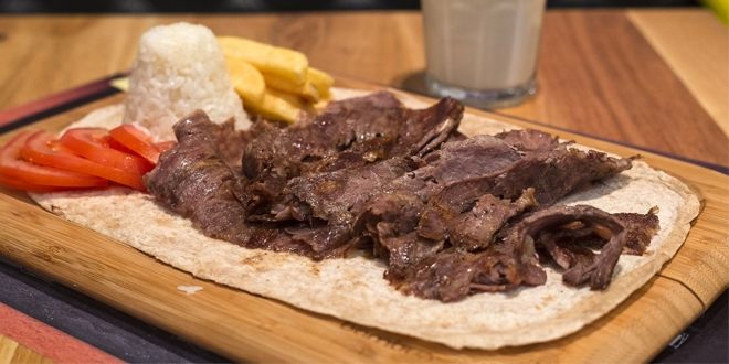 Bodrum'da 61 liraya kola, 370 liraya döner
