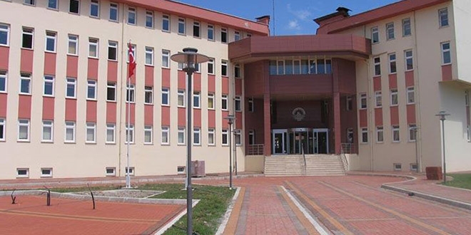 Belediye muhasebecisi usulsüzlükten tutuklandı