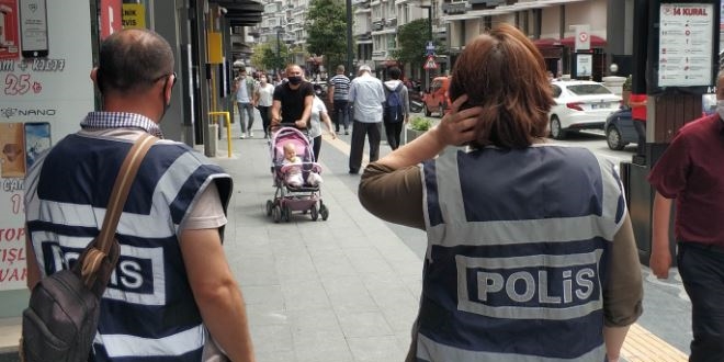 Samsun'da 'maske takn' diye uyaran polise bakl saldr