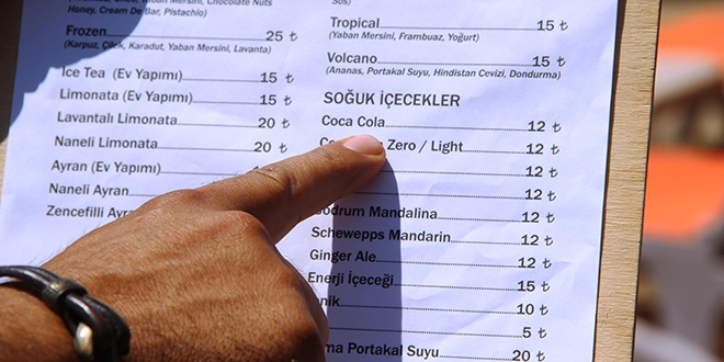 Döneri, pideyi 10 katı fiyatına sattılar Bodrum'u karıştırdılar
