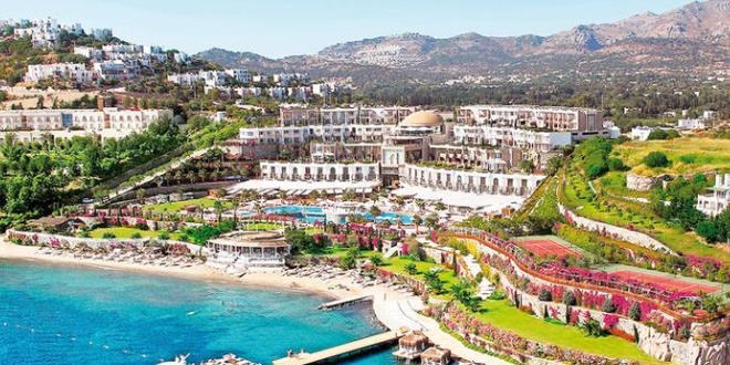 Mersin'de tatilciler soka�a ��kma k�s�tlamas�ndan muaf tutulacak