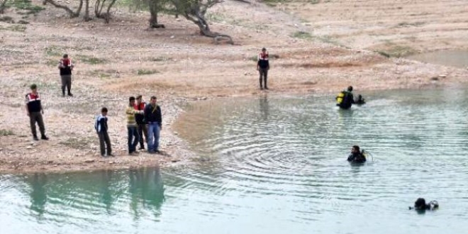 AFAD vatandaşların güvenli şekilde yüzmeleri için rehber hazırladı