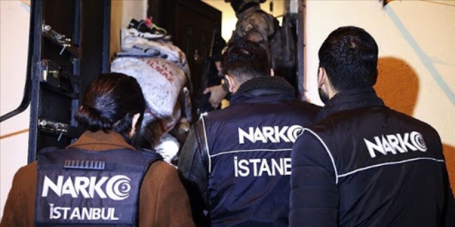 Türk narkotiği uyuşturucu şebekesinin peşine düştü