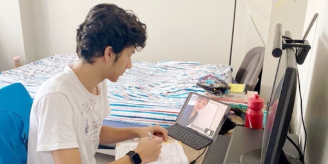 Teknoloji derslerini ev ortamına taşıdı