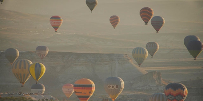 Kapadokya'da scak hava balonu turlar, 1 Ekim'e ertelendi