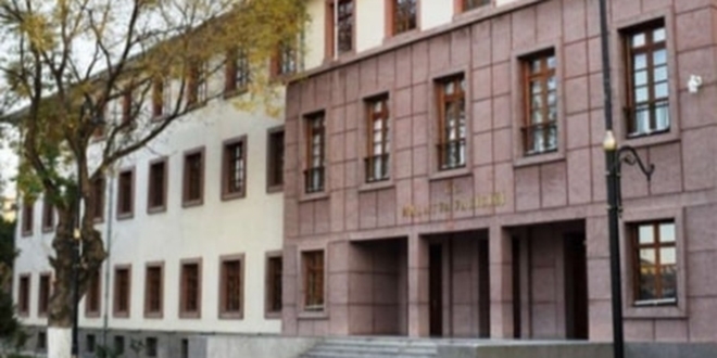 Malatya'da market, pazar ve kuaf�rlerin �al��ma saatlerindeki k�s�tlama kald�r�ld�