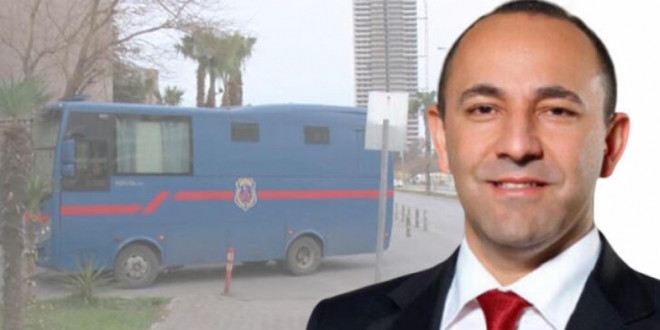 FETÖ'den içeri giren Urla eski Belediye Başkanı'na tahliye