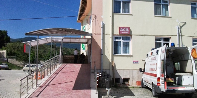 8 yaşındaki çocuk oynadığı silahla kendini vurdu