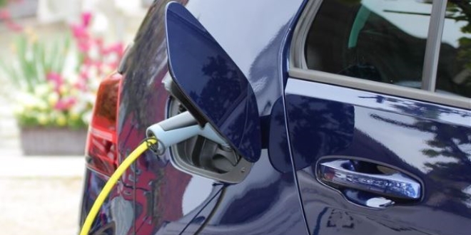 Türkiye yolları 'elektriklenmeye' devam ediyor