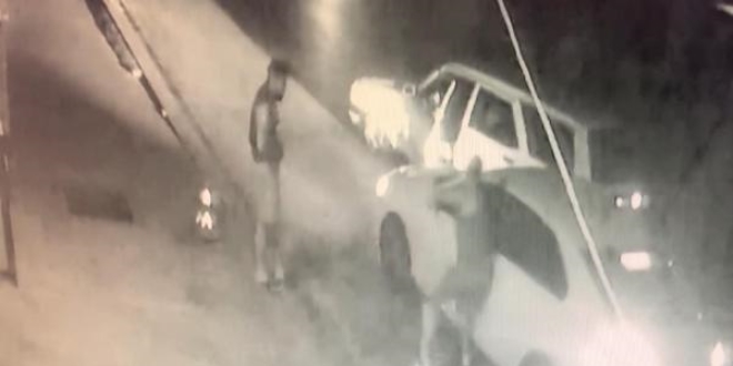 Pendik'te yolu kesilen kad�n eski sevgilisi taraf�ndan darp edildi!