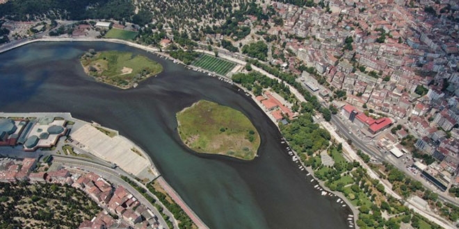 İBB'nin üç haftada düzelecek dediği Haliç'in son hali!