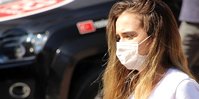 Uzmandan maske uyarısı: Baş ağrısı yapabilir