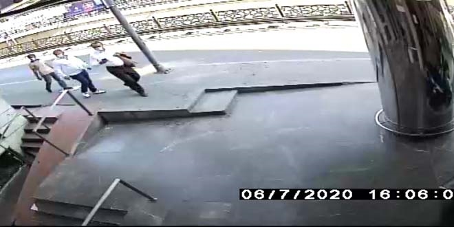 CHP Batman İl Başkanı Taksim'de kapkaça uğradı