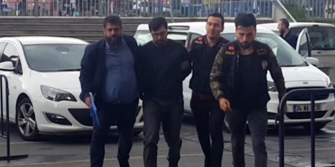 Meslektaşını bıçaklayarak öldüren doktor savunma yapmadı