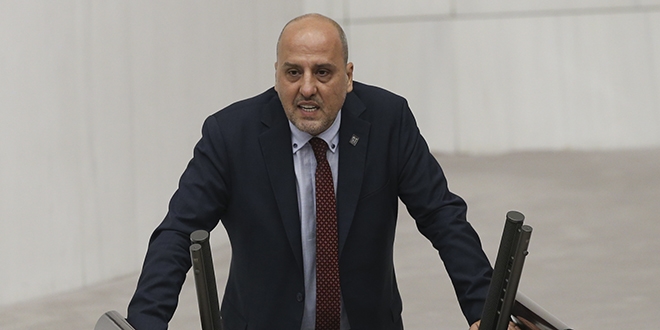 TBMM'de vekiller arasında 'kes sesini' tartışması