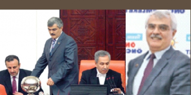 Kendi rekorunu kırdı, 13 yıldır aynı koltukta oturuyor