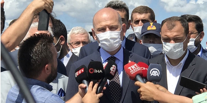 Bakan Soylu: Yaralı 11 jandarma ve şoför tedavi altında