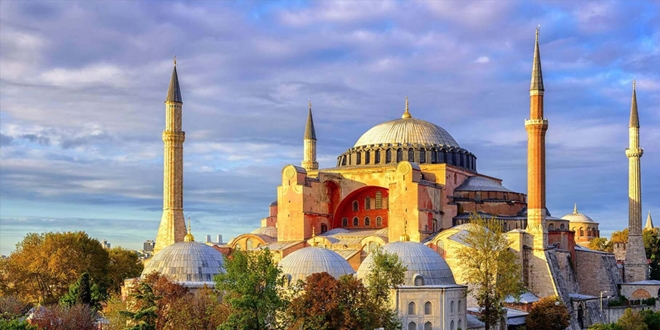 Lozan'ın yıldönümünde Ayasofya'da Cuma namazı kılınacak