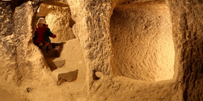 Kapadokya'daki yer alt yerleim alanlar ziyarete ald
