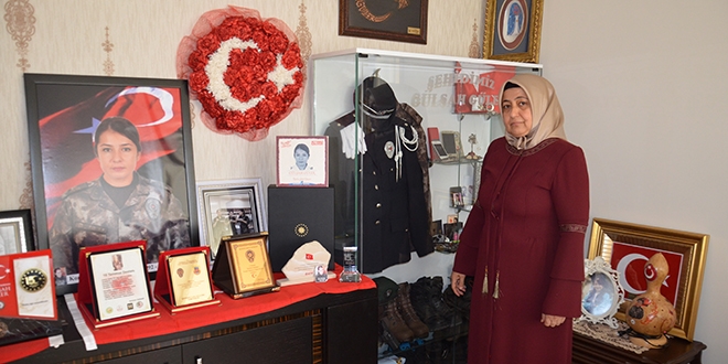 Şehit Gülşah komiserin annesi: Evlatsız olunur ama vatansız olunmaz