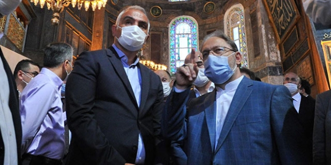 Ayasofya'da ikonalar ve freskler ne olacak?