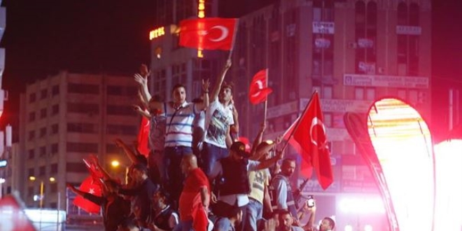 Dünya darbe girişimine karşı Türkiye'nin yanında oldu