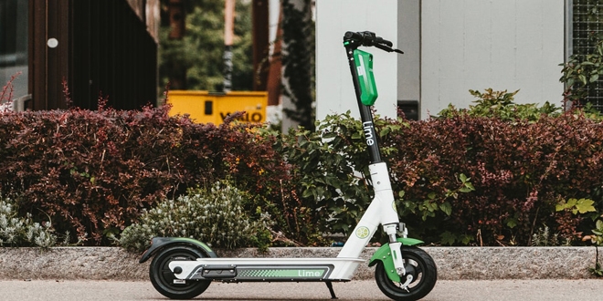 Yaya esasl Scooter ve bisiklet yolu geliyor