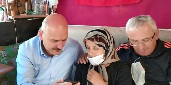 Cumhurbaşkanı Erdoğan, şehit ailesi ile telefonda görüştü