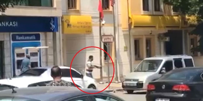 Ankara'da davulcuların silahlı kavgası kamerada