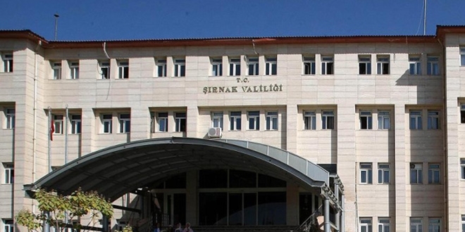 Şırnak'ta görevinden uzaklaştırılan kamu görevlisi tutuklandı