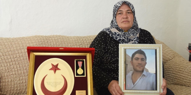 15 Temmuz şehidi polisin annesi: Acısı hiç dinmiyor