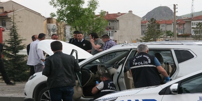 Görevli memura mukavemet gösteren 2 kişi tutuklandı