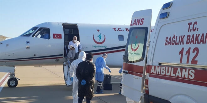 Kırgızistan'da koronavirüse yakalanan 4 Türk İstanbul'a getirildi