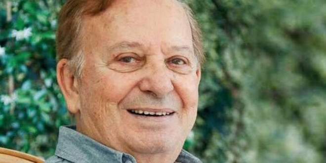 'Huysuz Virjin' karakteriyle tan�nan Seyfi Dursuno�lu hayat�n� kaybetti