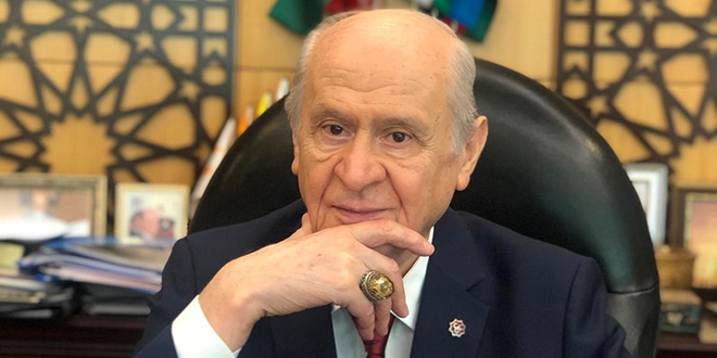 MHP Genel Başkanı Bahçeli'ye 'Ayasofya' yüzüğü