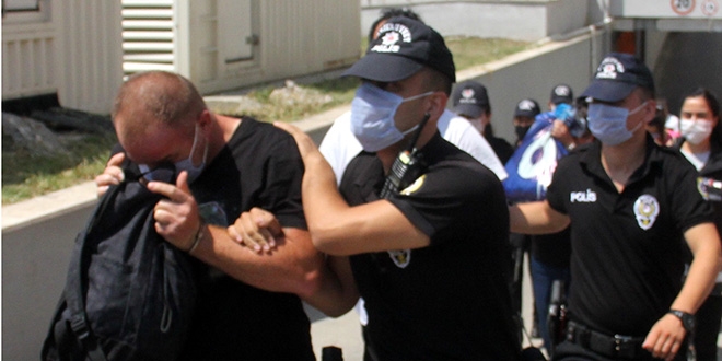 Tefeci, içinde bulunduğu tefeci çetesini dolandırmış