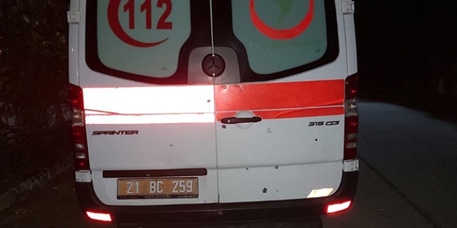 Diyarbakır'da ambulansa silahla ateş eden zanlı tutuklandı