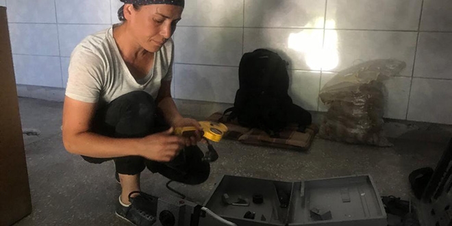 'Evinin hanımı ol' diyenleri dinlemedi tesisatçı oldu