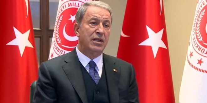 Bakan Akar, �ehitler i�in ba�sa�l��� mesaj� yay�mlad�