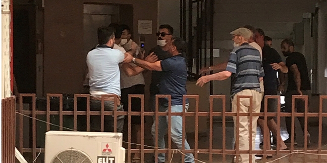 Noterde anlaşamayan taraflar tekmeli yumruklu kavga etti