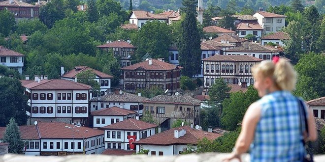 Vali açıkladı: Toplu bayramlaşmalar yasaklanacak