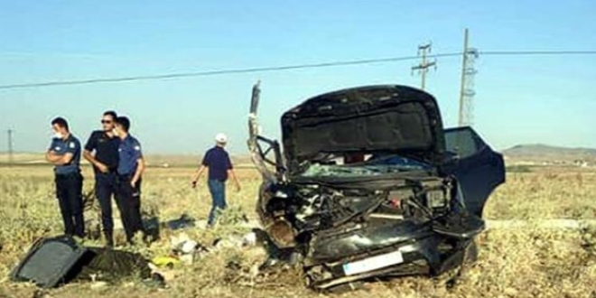 Kıbrıs gazisi ve eşi kazada öldü, kızı ve 2 torunu yaralandı