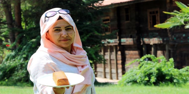 Arkadaşlarına 'kek' ikram etti, işinden oldu